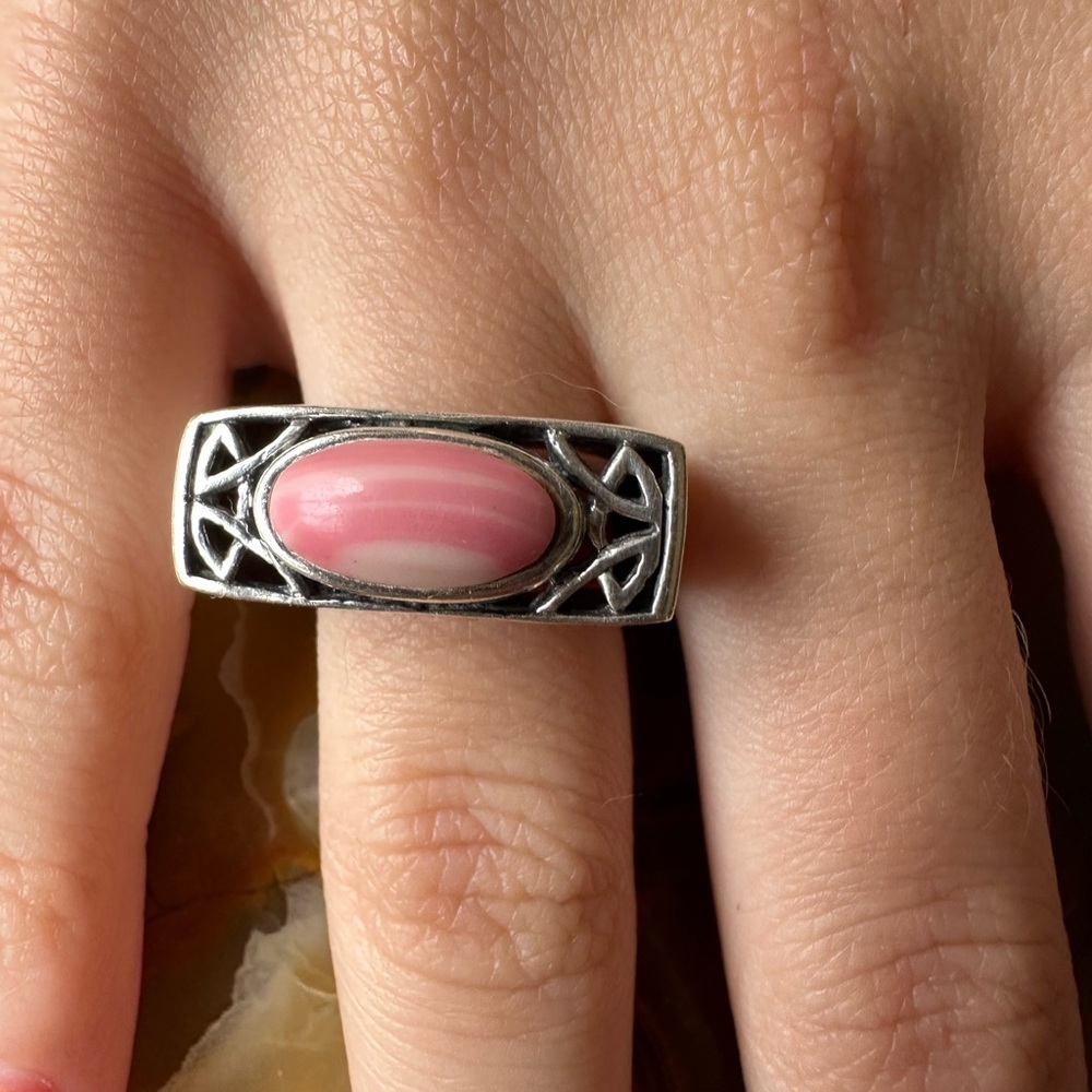 Elegant 925 sterling Silver Coral Ring